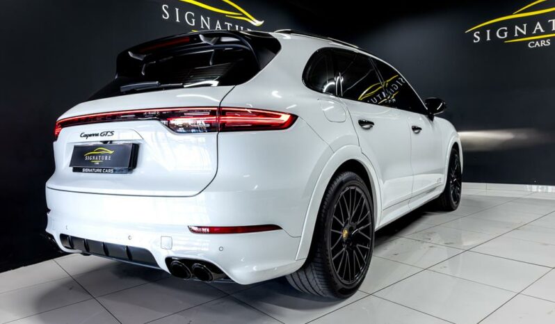 
								2021 Porsche Cayenne GTS full									