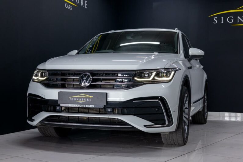 
								2022 Volkswagen Tiguan 2.0TSI 162kW 4Motion R-Line full									