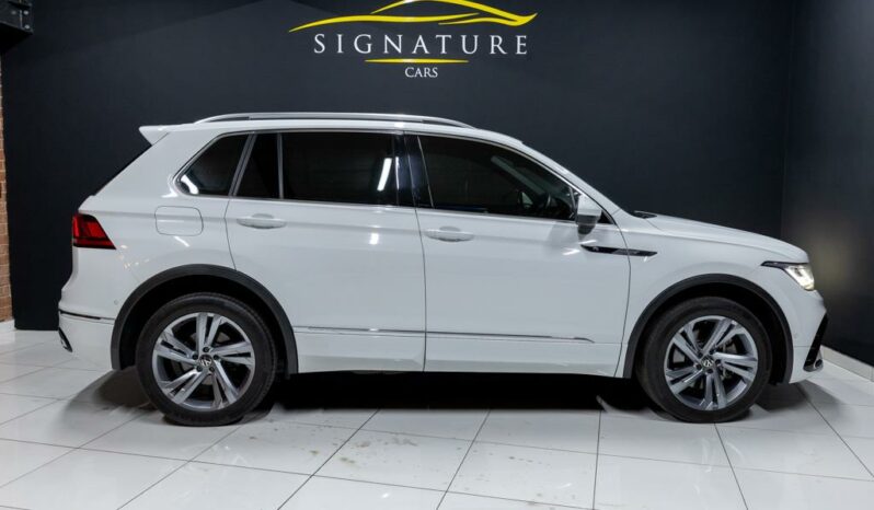 
								2022 Volkswagen Tiguan 2.0TSI 162kW 4Motion R-Line full									