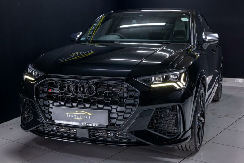 
								2021 Audi RSQ3 Sportback Quattro full									