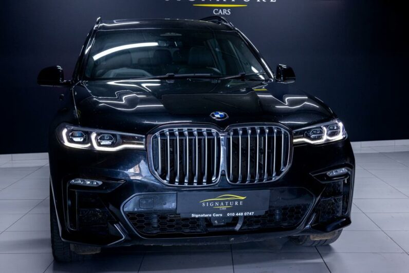 
								2021 BMW X7 xDrive30d M Sport full									