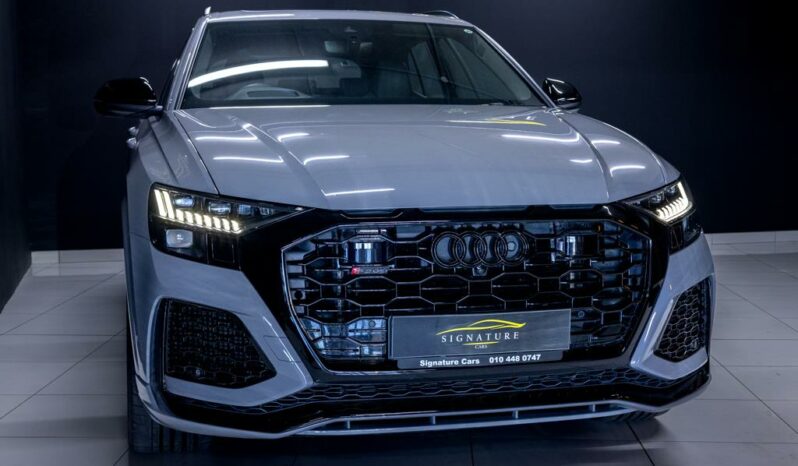 
								2024 Audi RSQ8 Quattro full									