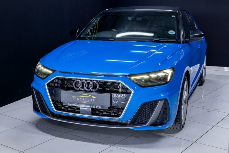 
								2019 Audi A1 Sportback 40TFSI S Line full									