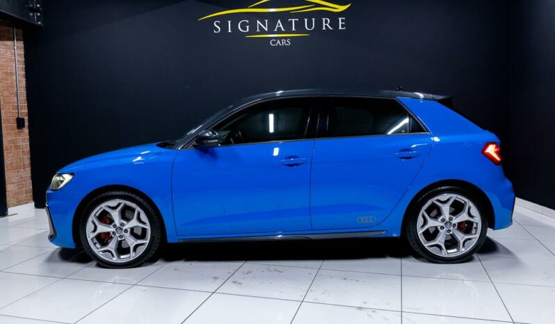 
								2019 Audi A1 Sportback 40TFSI S Line full									