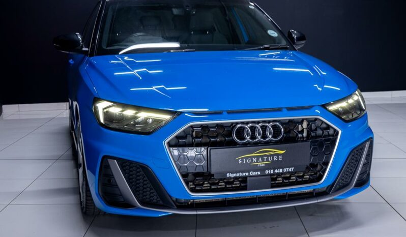 
								2019 Audi A1 Sportback 40TFSI S Line full									