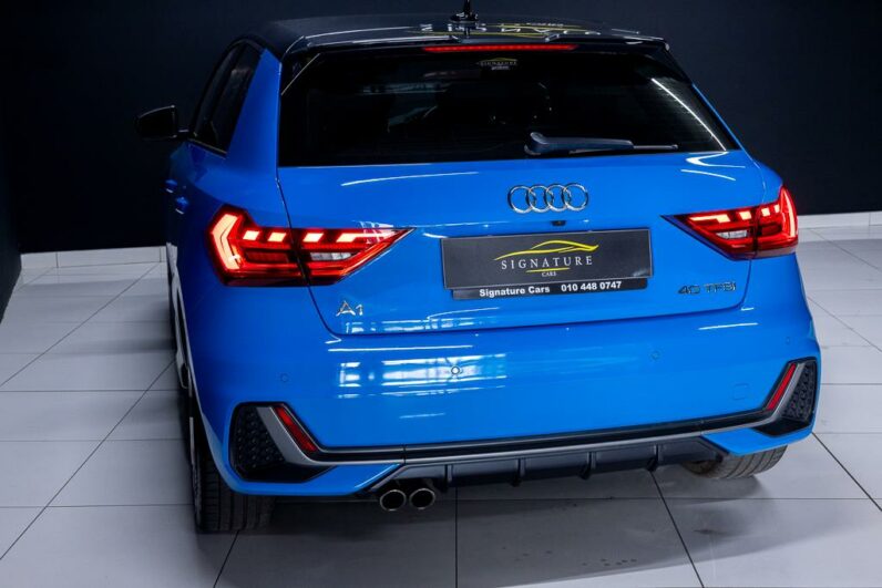 
								2019 Audi A1 Sportback 40TFSI S Line full									