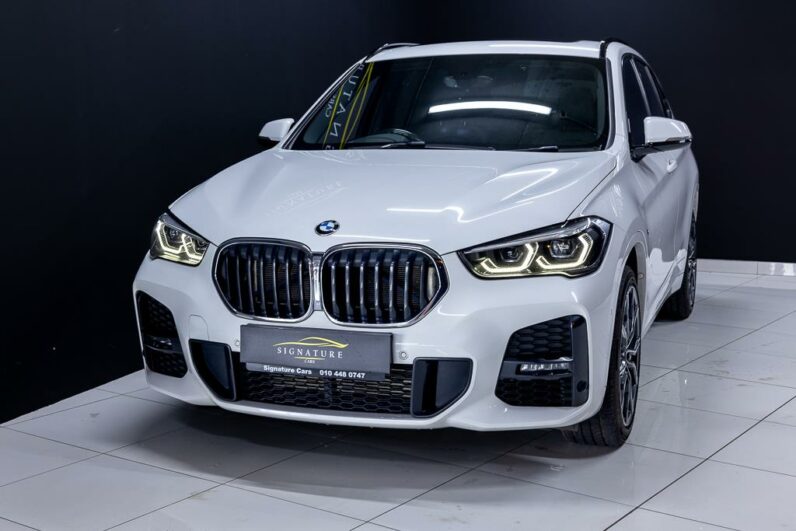 
								2022 BMW X1 sDrive18i M Sport full									