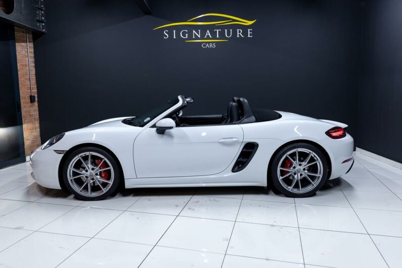 
								2016 Porsche 718 Boxster 718 Boxster S Auto full									