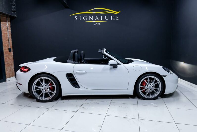 
								2016 Porsche 718 Boxster 718 Boxster S Auto full									