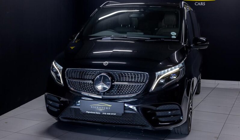
								2024 Mercedes-Benz V-Class V300d Exclusive AMG Line full									