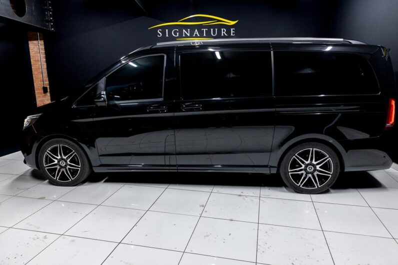 
								2024 Mercedes-Benz V-Class V300d Exclusive AMG Line full									