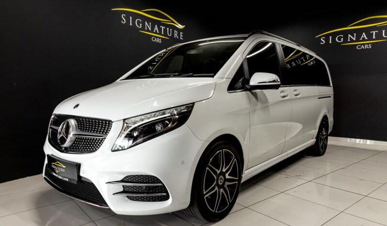 
								2022 Mercedes-Benz V-Class V300d Exclusive AMG Line full									