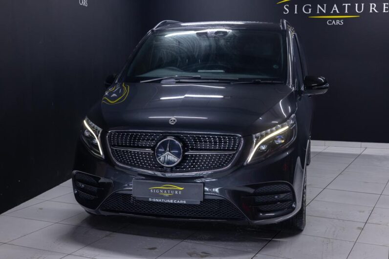 
								2023 Mercedes-Benz V-Class V300d Exclusive AMG Line full									