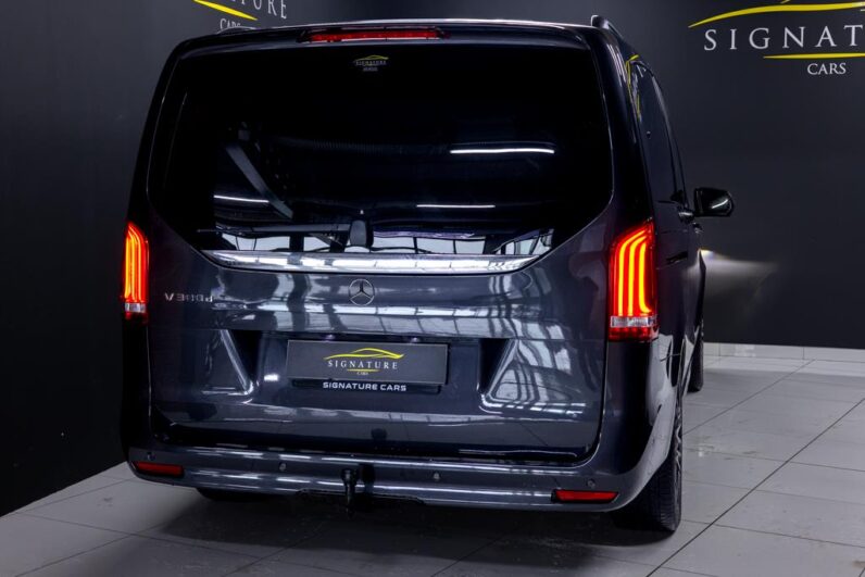 
								2023 Mercedes-Benz V-Class V300d Exclusive AMG Line full									