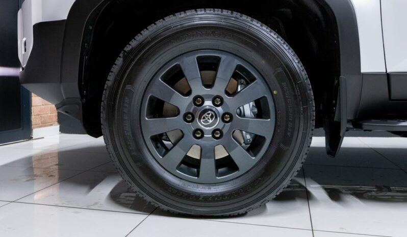 
								2025 Toyota Land Cruiser Prado 2.8GD VX-R full									