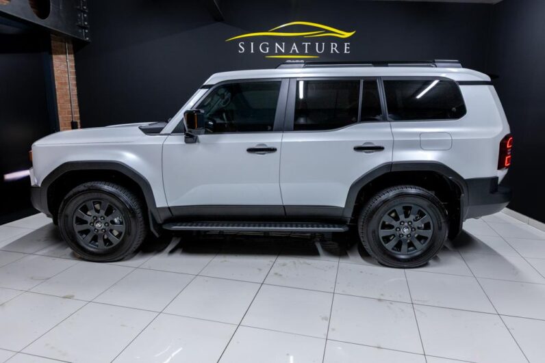 
								2025 Toyota Land Cruiser Prado 2.8GD VX-R full									