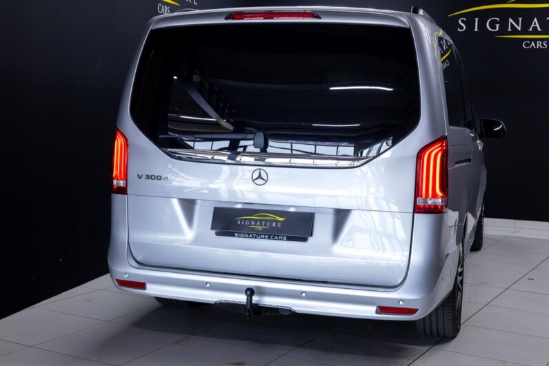 
								2023 Mercedes-Benz V-Class V300d Exclusive AMG Line full									