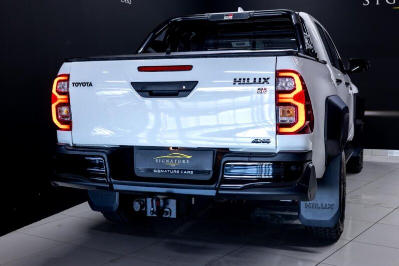 
								2025 Toyota Hilux 2.8GD-6 Double Cab 4×4 GR-Sport full									