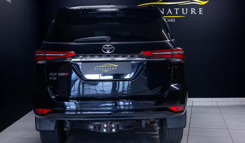 
								2022 Toyota Fortuner 2.8GD-6 VX full									