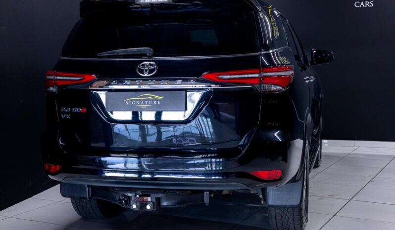 
								2022 Toyota Fortuner 2.8GD-6 VX full									