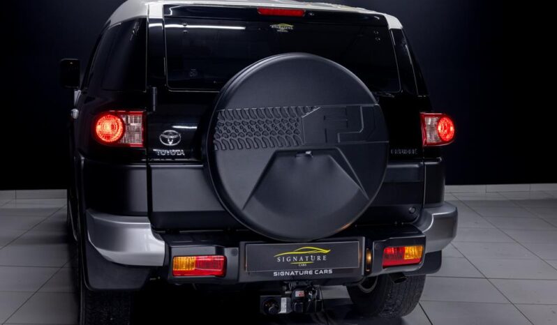 
								2022 Toyota FJ Cruiser FJ Cruiser full									
