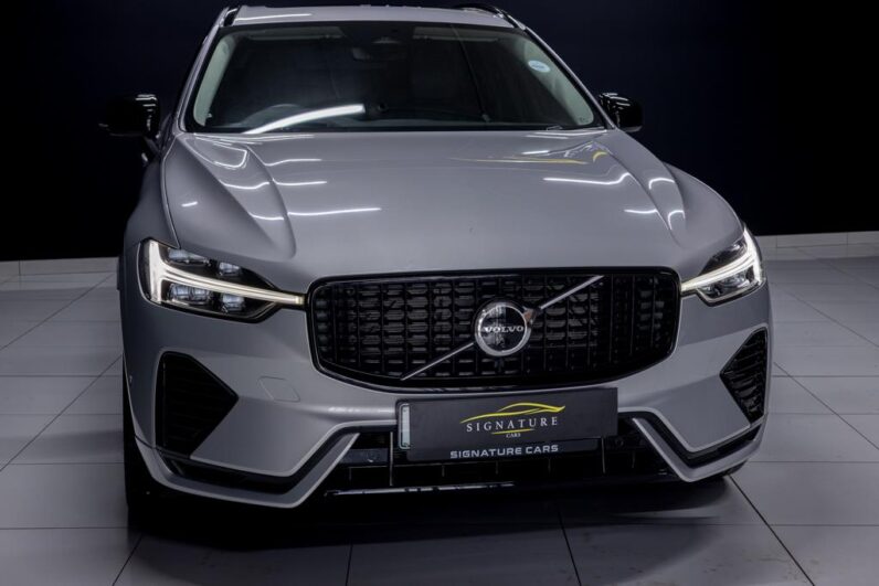 
								2024 Volvo XC60 B5 AWD Ultimate Dark full									