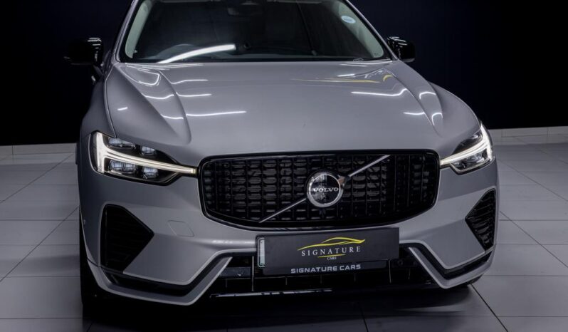 
								2024 Volvo XC60 B5 AWD Ultimate Dark full									
