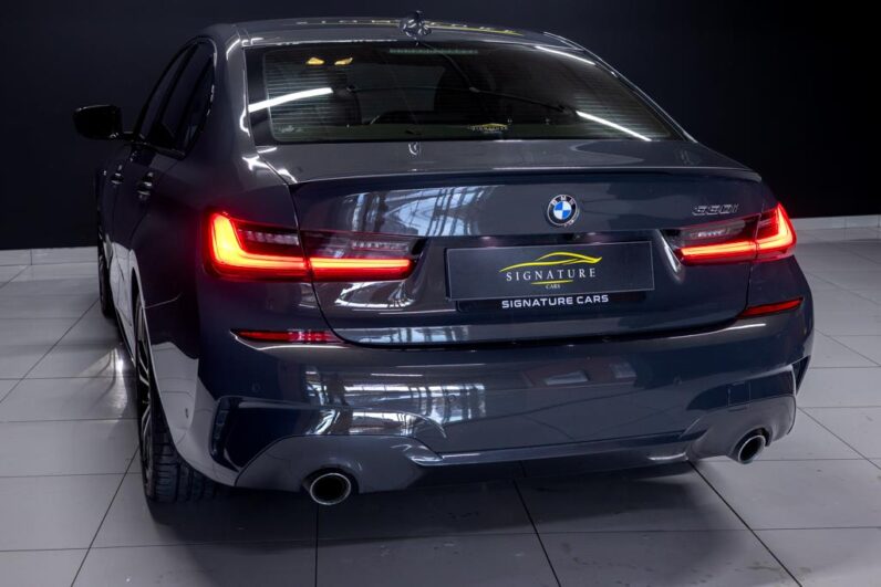 
								2022 BMW 3 Series 330i M Sport full									