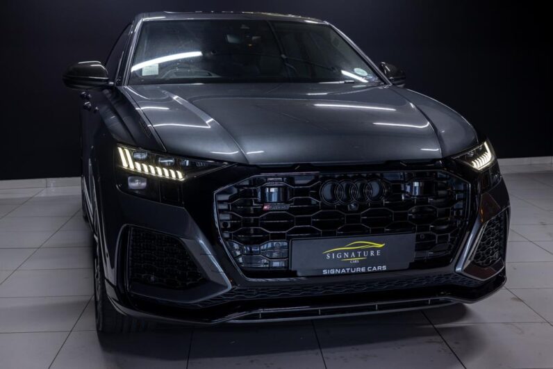 
								2024 Audi RSQ8 Quattro full									