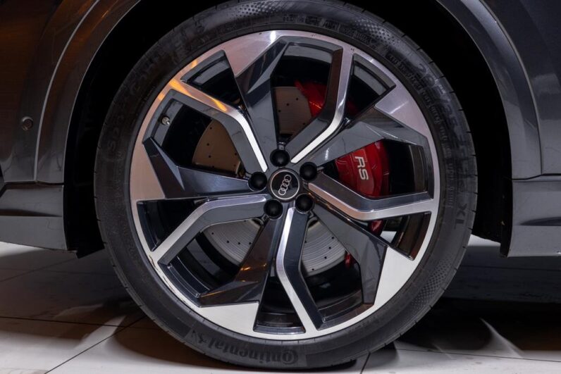 
								2024 Audi RSQ8 Quattro full									