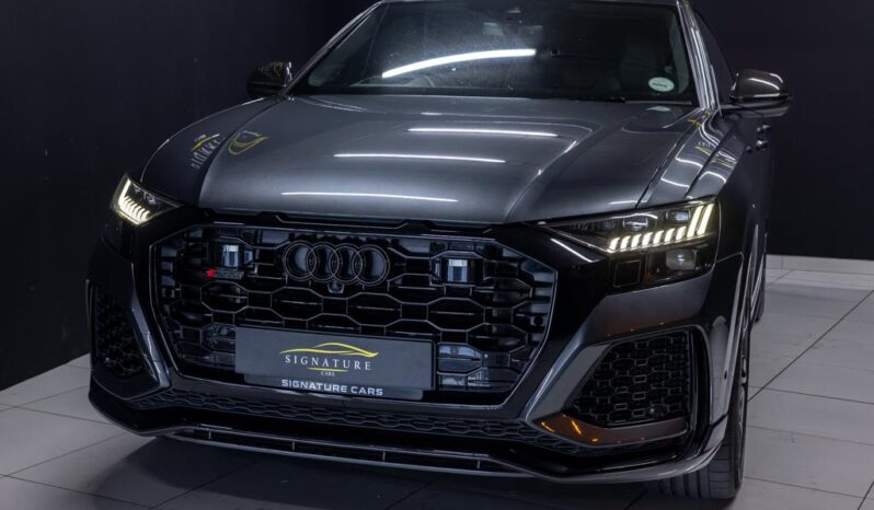 
								2024 Audi RSQ8 Quattro full									