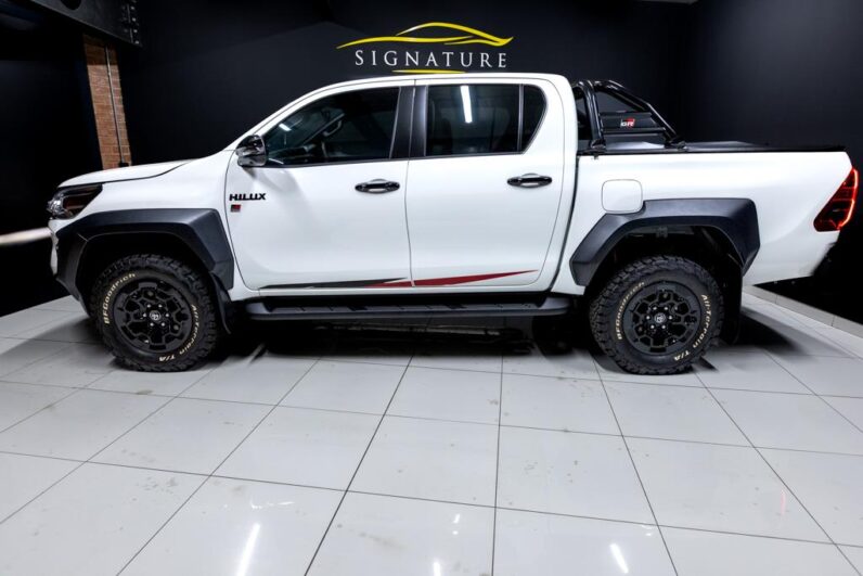 
								2025 Toyota Hilux 2.8GD-6 Double Cab 4×4 GR-Sport full									