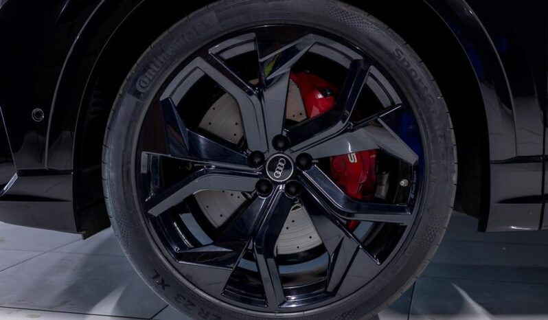 
								2024 Audi RSQ8 Quattro full									