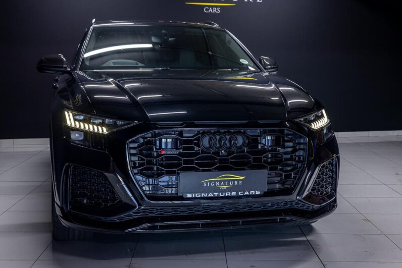 
								2024 Audi RSQ8 Quattro full									