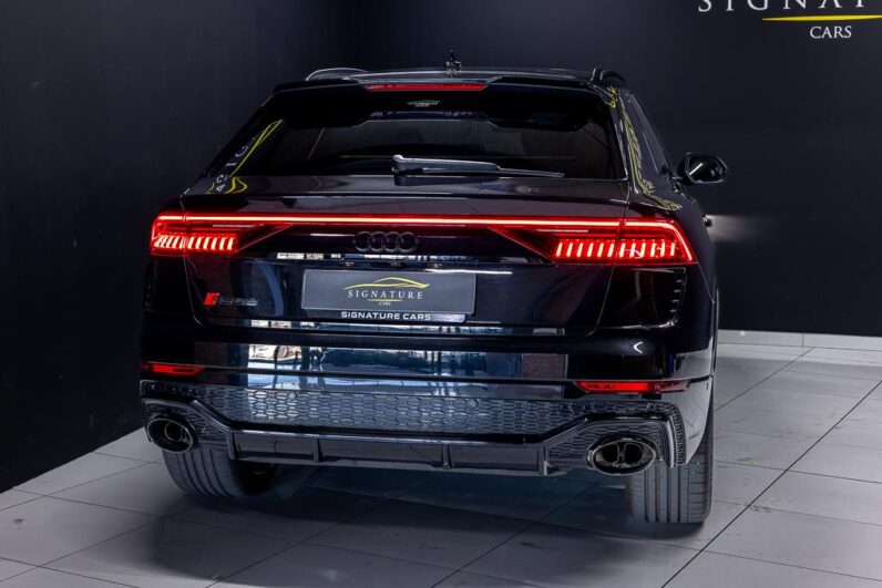 
								2024 Audi RSQ8 Quattro full									