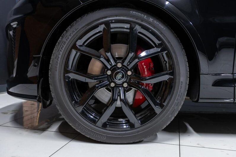 
								2021 Land Rover Range Rover Sport SVR Carbon Edition full									