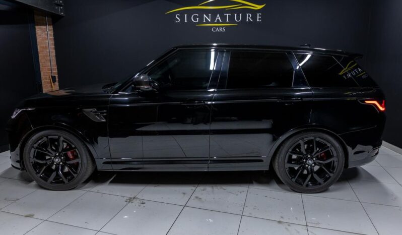 
								2021 Land Rover Range Rover Sport SVR Carbon Edition full									