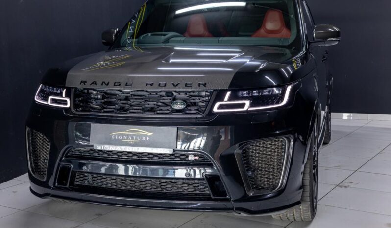 
								2021 Land Rover Range Rover Sport SVR Carbon Edition full									