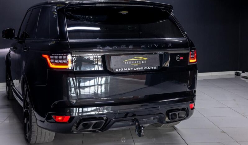 
								2021 Land Rover Range Rover Sport SVR Carbon Edition full									