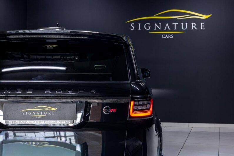 
								2021 Land Rover Range Rover Sport SVR Carbon Edition full									