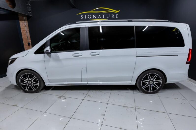 
								2024 Mercedes-Benz V-Class V300d Exclusive AMG Line full									