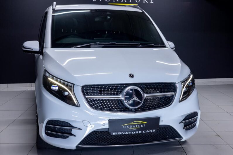 
								2024 Mercedes-Benz V-Class V300d Exclusive AMG Line full									