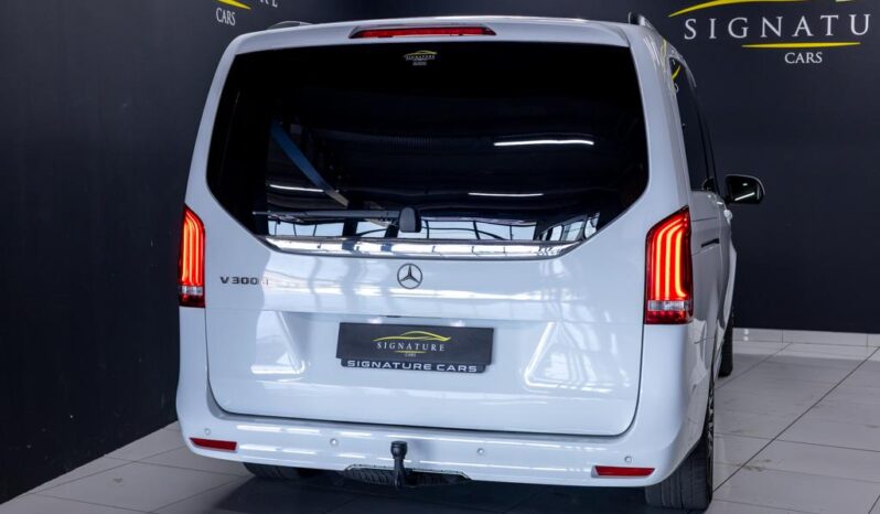 
								2024 Mercedes-Benz V-Class V300d Exclusive AMG Line full									