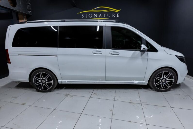
								2024 Mercedes-Benz V-Class V300d Exclusive AMG Line full									