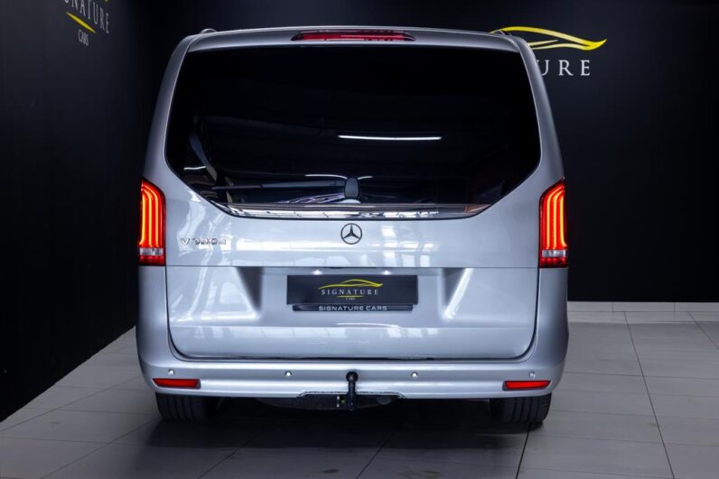 
								2021 Mercedes-Benz V-Class V300d Exclusive full									