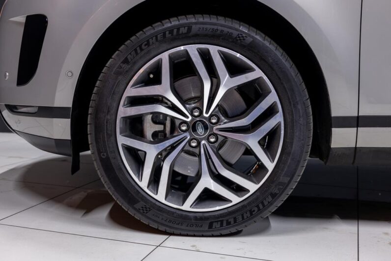 
								2021 Land Rover Range Rover Evoque D200 Lafayette Edition full									